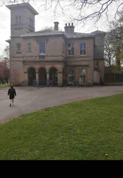 Hidden Gem !Stunning 3 Bedroom Home In Sheffield Handsworth 外观 照片